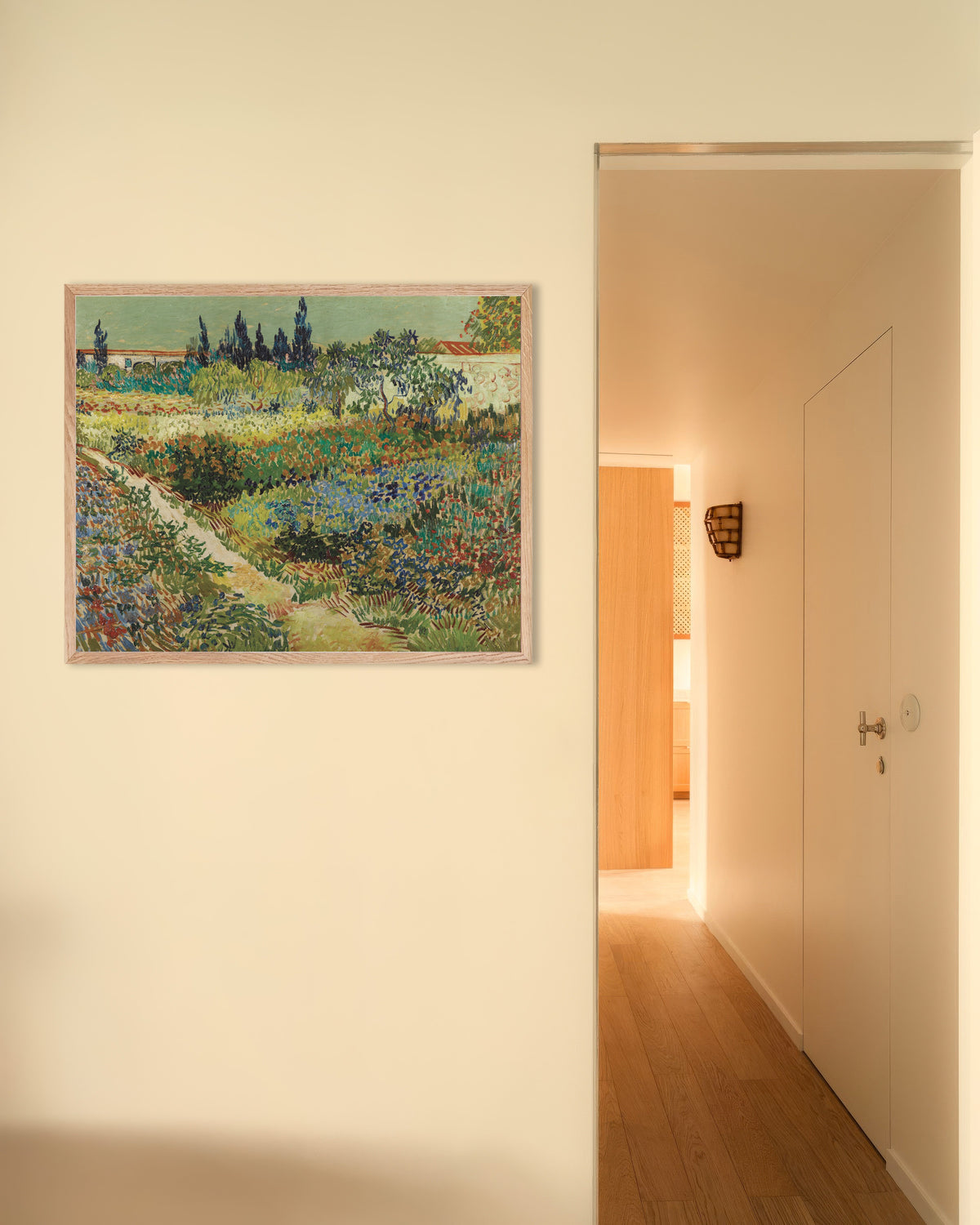 Poster de Le Jardin à Arles (1888), de Vincent van Gogh, avec un cadre en bois naturel
