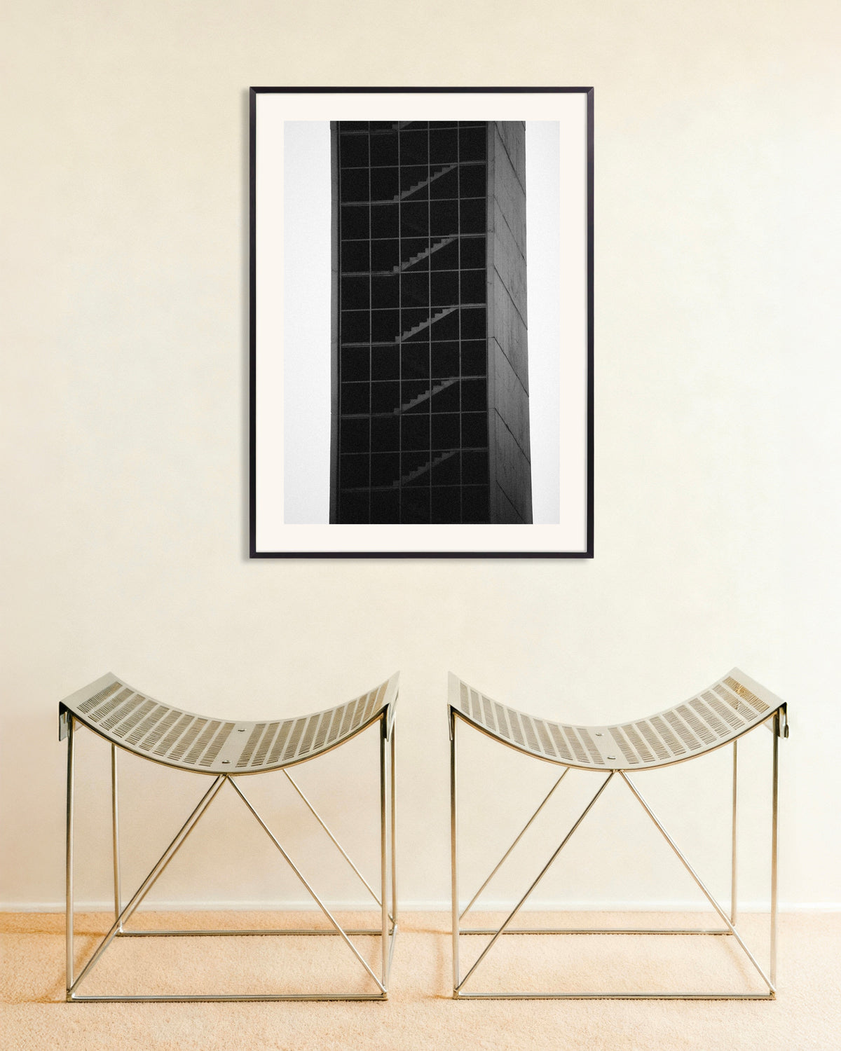 Affiche « Tour d’escalier en verre », avec un cadre en métal
