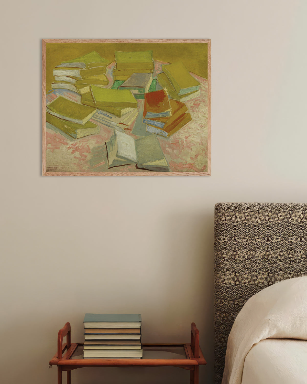 Poster de Piles de romans français (1887), Vincent van Gogh, avec un cadre en bois naturel