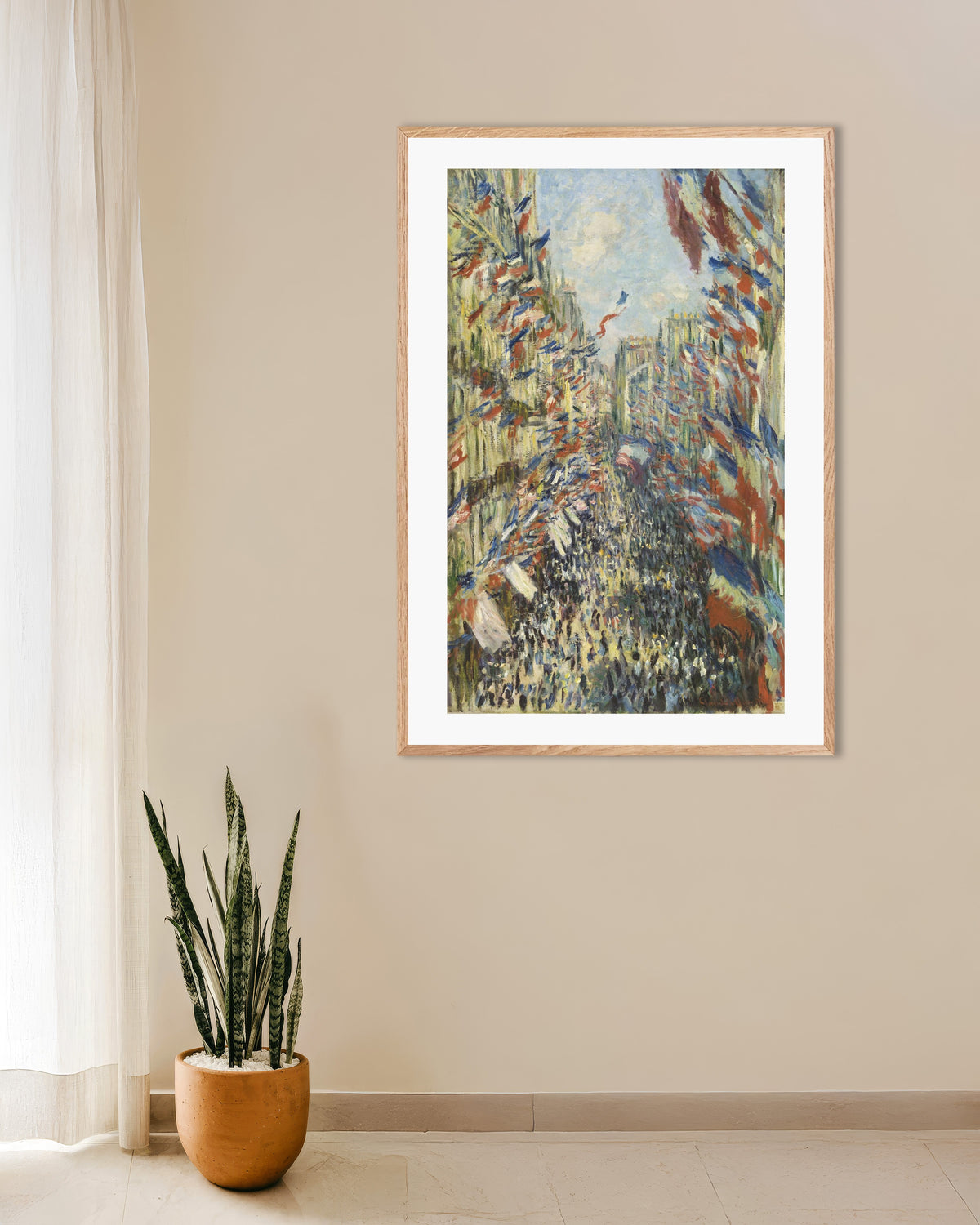 Affiche La Rue Montorgueil à Paris, fête du 30 juin 1878 de Claude Monet, avec un cadre en bois naturel