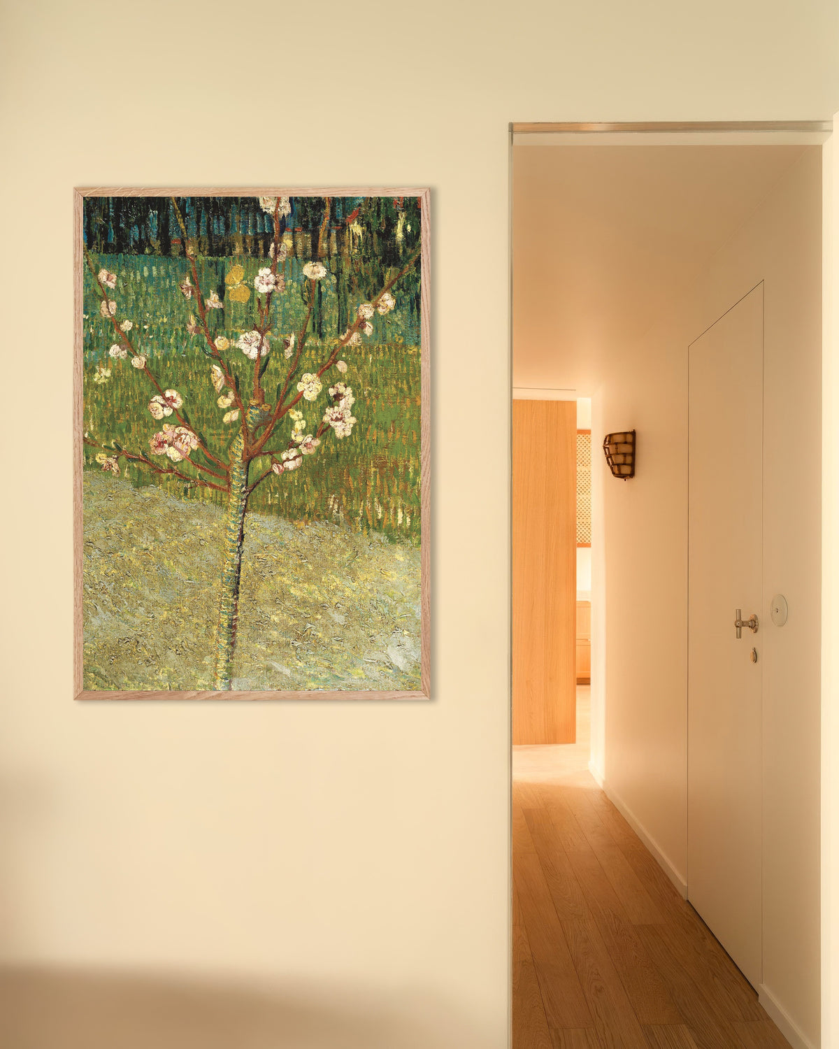 Poster de Amandier en fleurs (1888) de Vincent van Gogh, avec un cadre en bois naturel