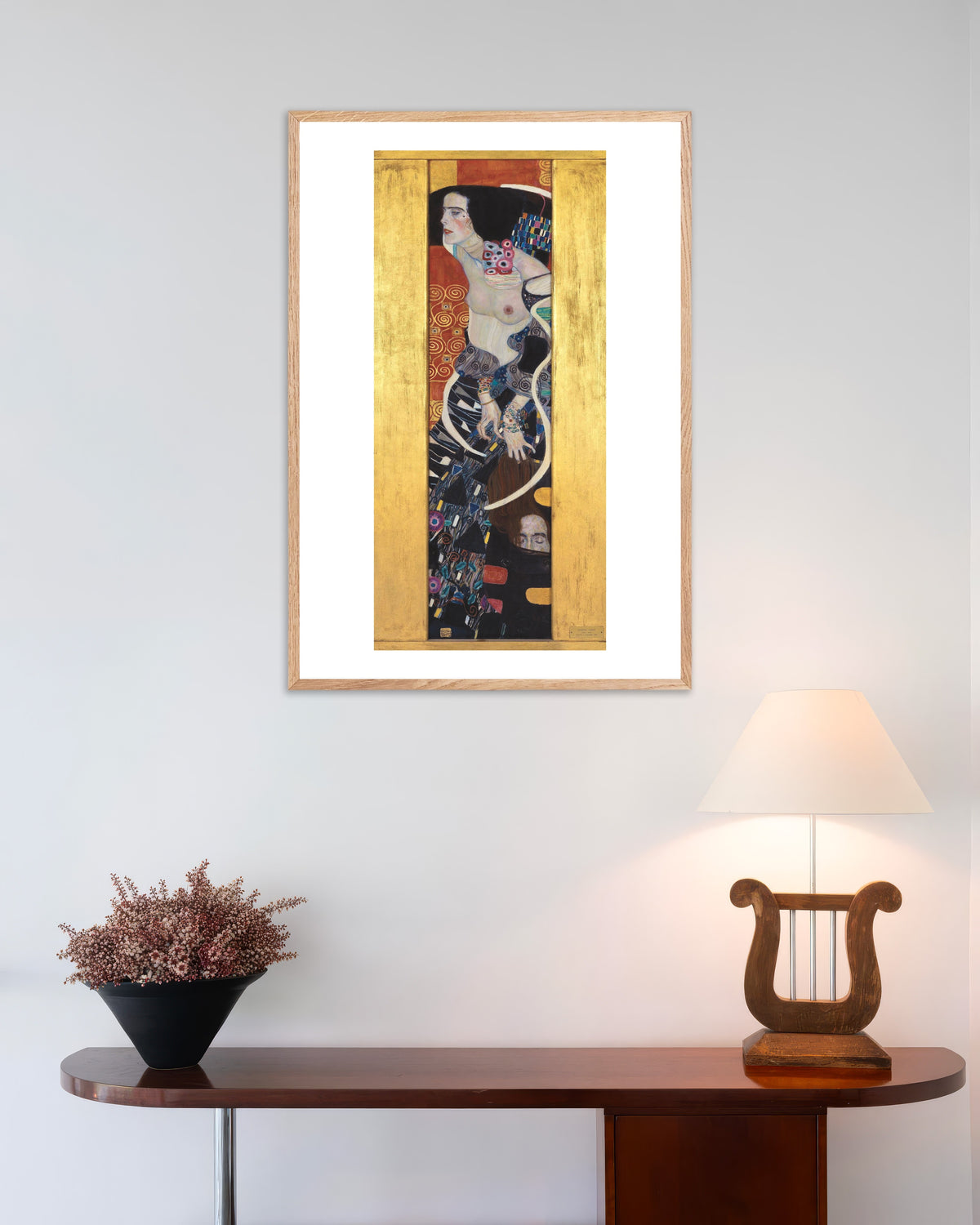 Affiche Judith II (1909) de Gustav Klimt, avec un cadre en bois naturel