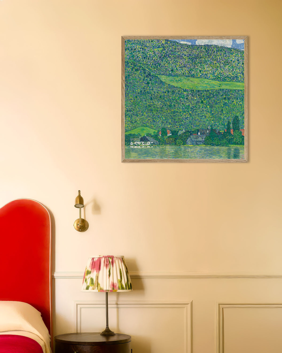 Poster Litzlberg au bord de l’Attersee (1914–1915), de Gustav Klimt, avec un cadre en bois naturel