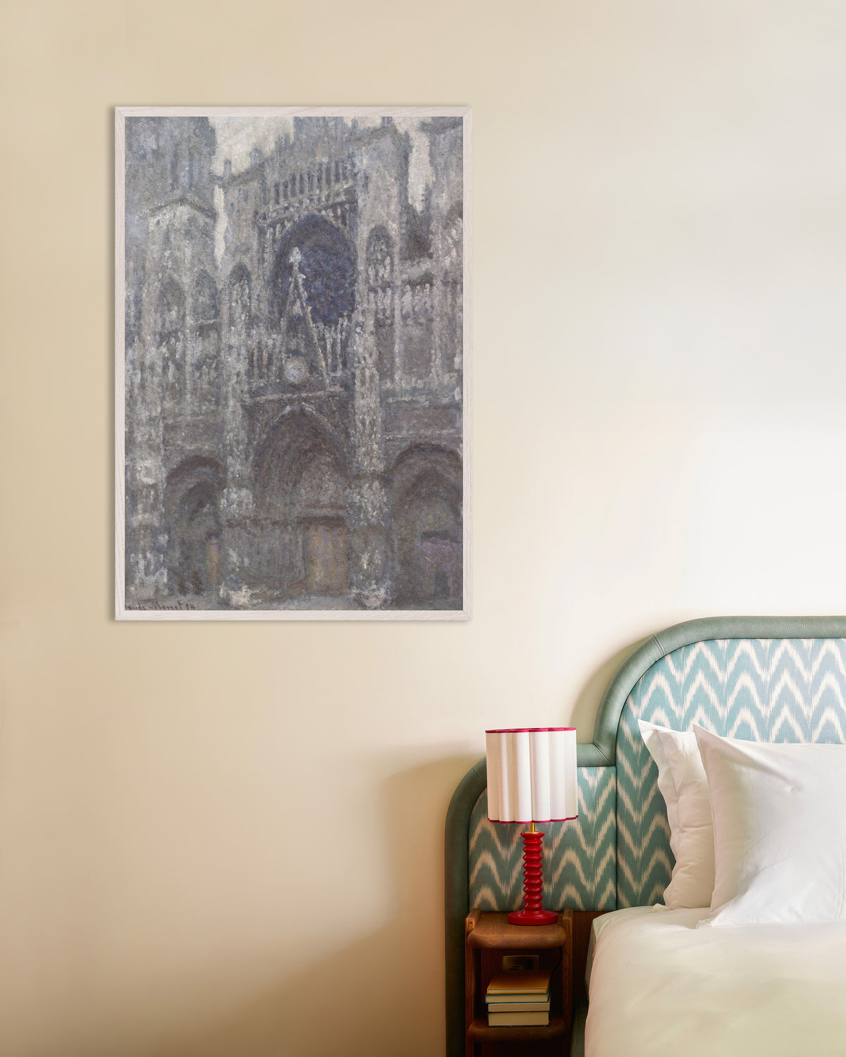 Affiche La Cathédrale de Rouen, le portail, temps gris (1892) de Claude Monet, avec un cadre en bois blanc
