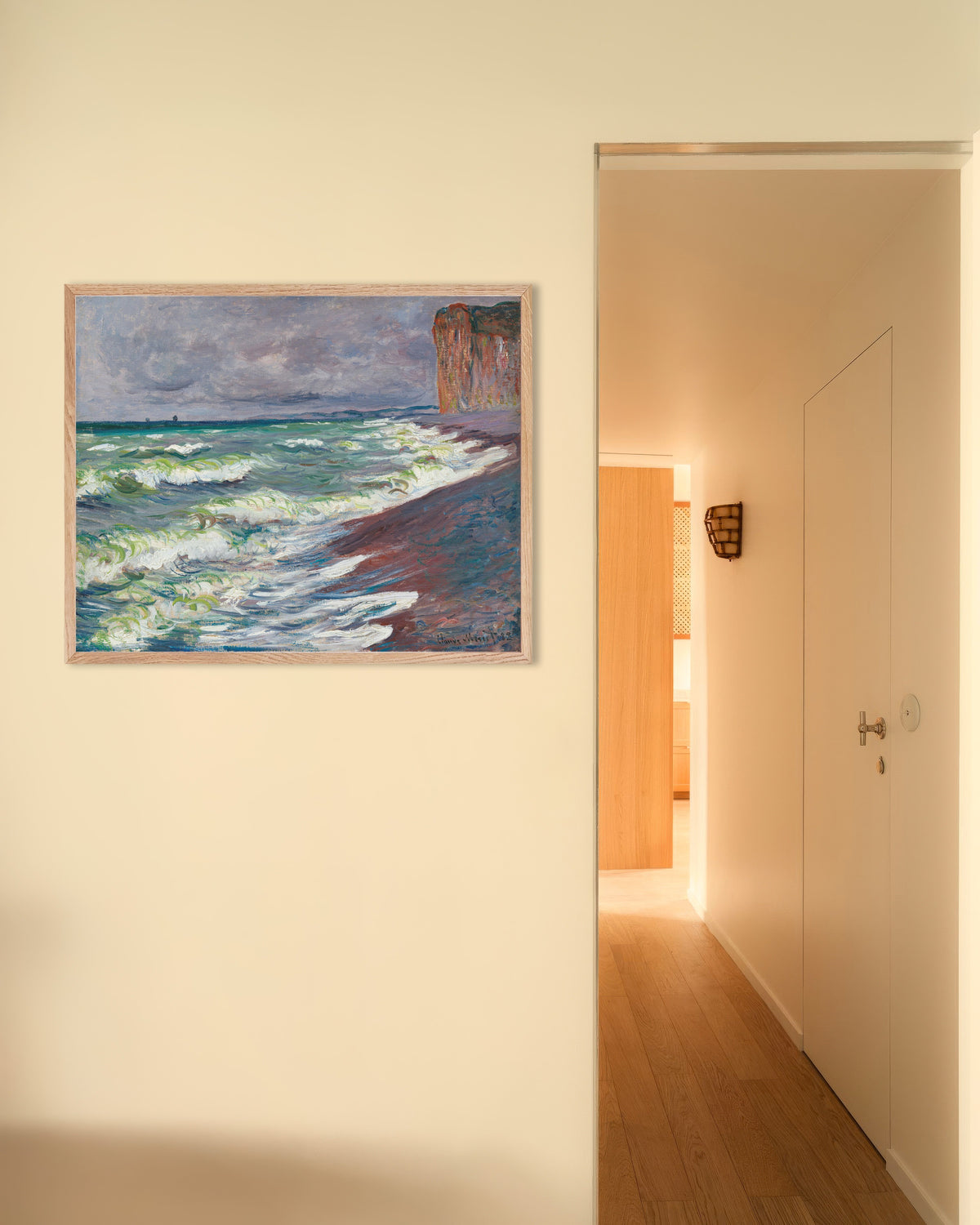 Affiche Mer agitée à Pourville (1882) de Claude Monet, avec un cadre en bois naturel