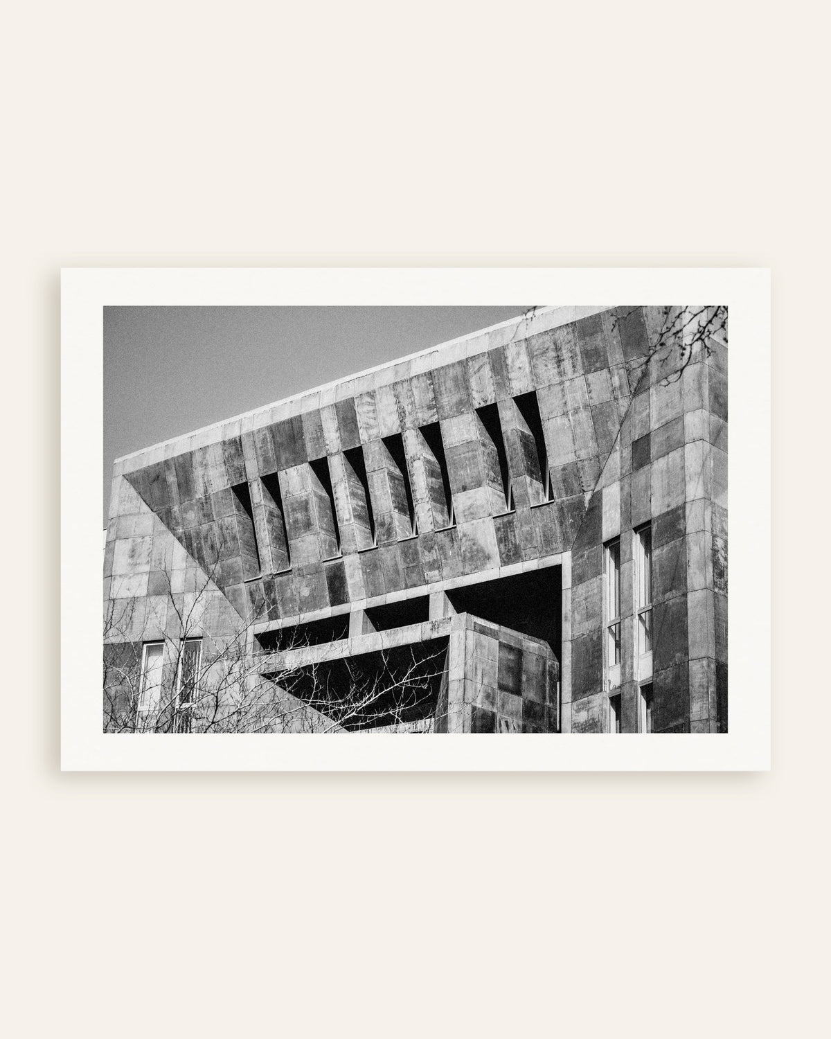 Affiche « Façade en béton à redents », vignette