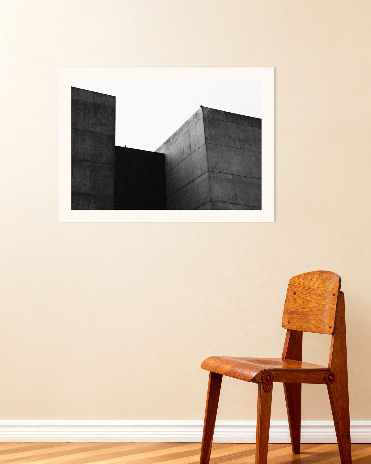 Affiche « Deux blocs de béton et un oiseau »
