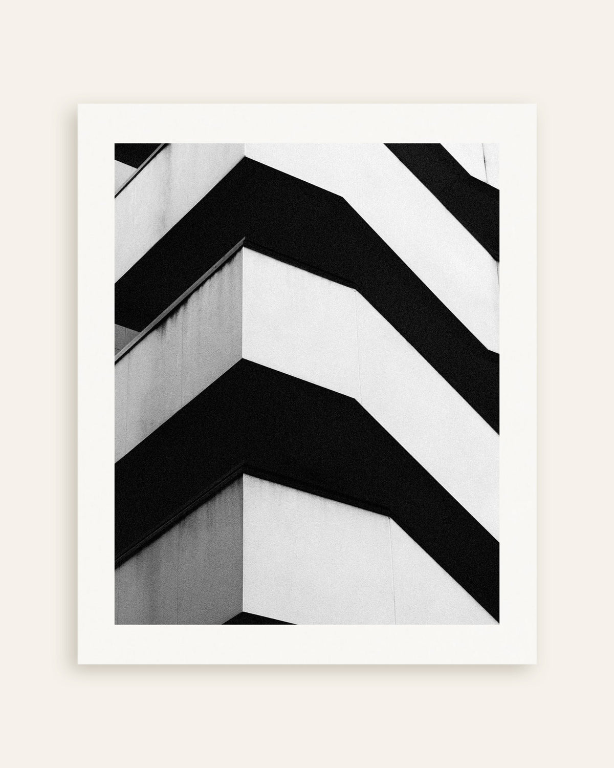 Affiche « Balcons en béton en zigzag », vignette